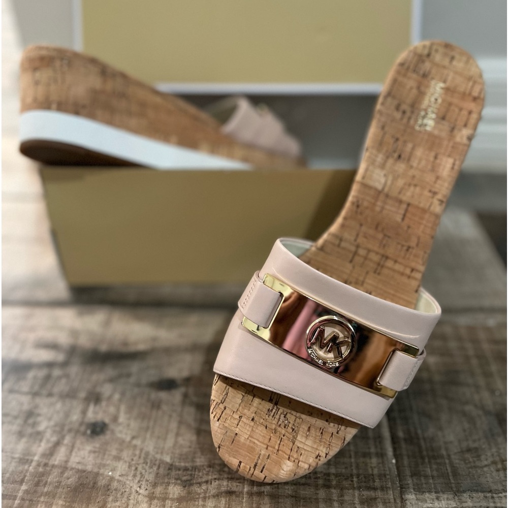 Michal Kors brand new wedges